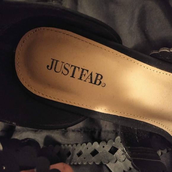 Shoes - Picture 2 of 2